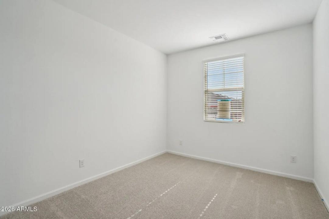 Real Estate Picture 15