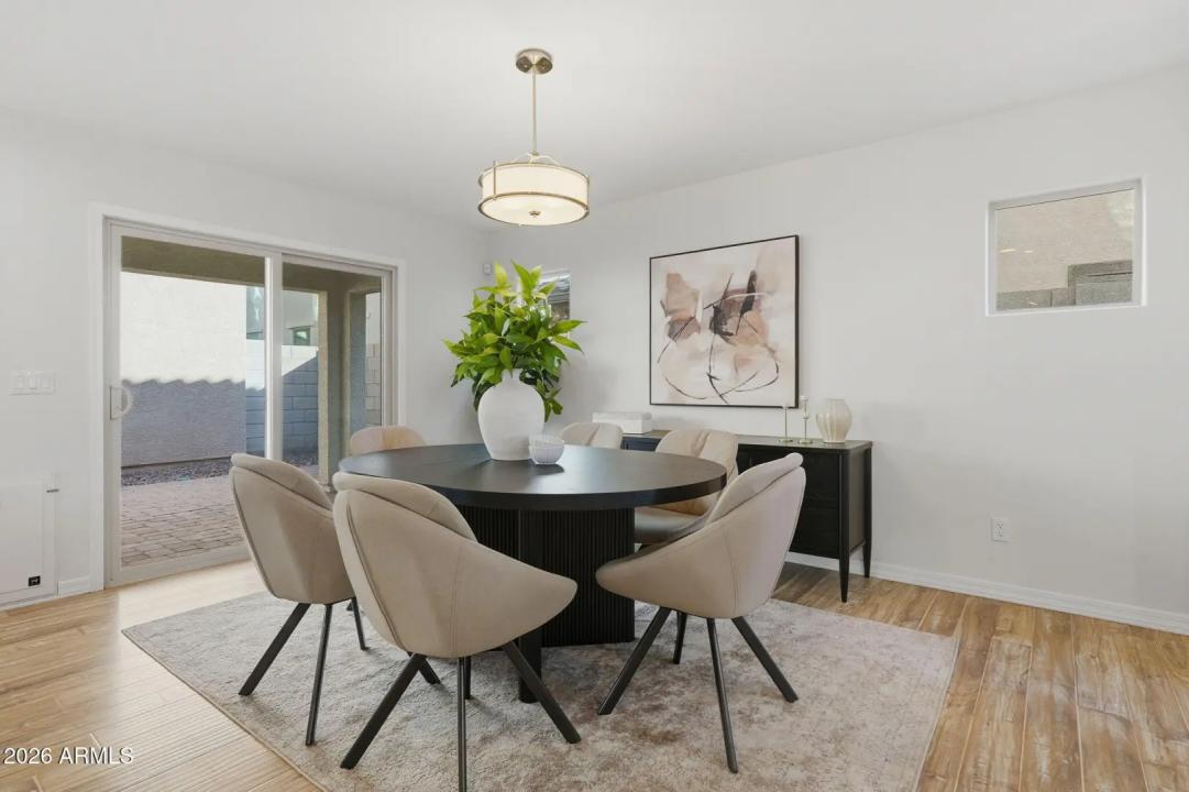 Real Estate Picture 19