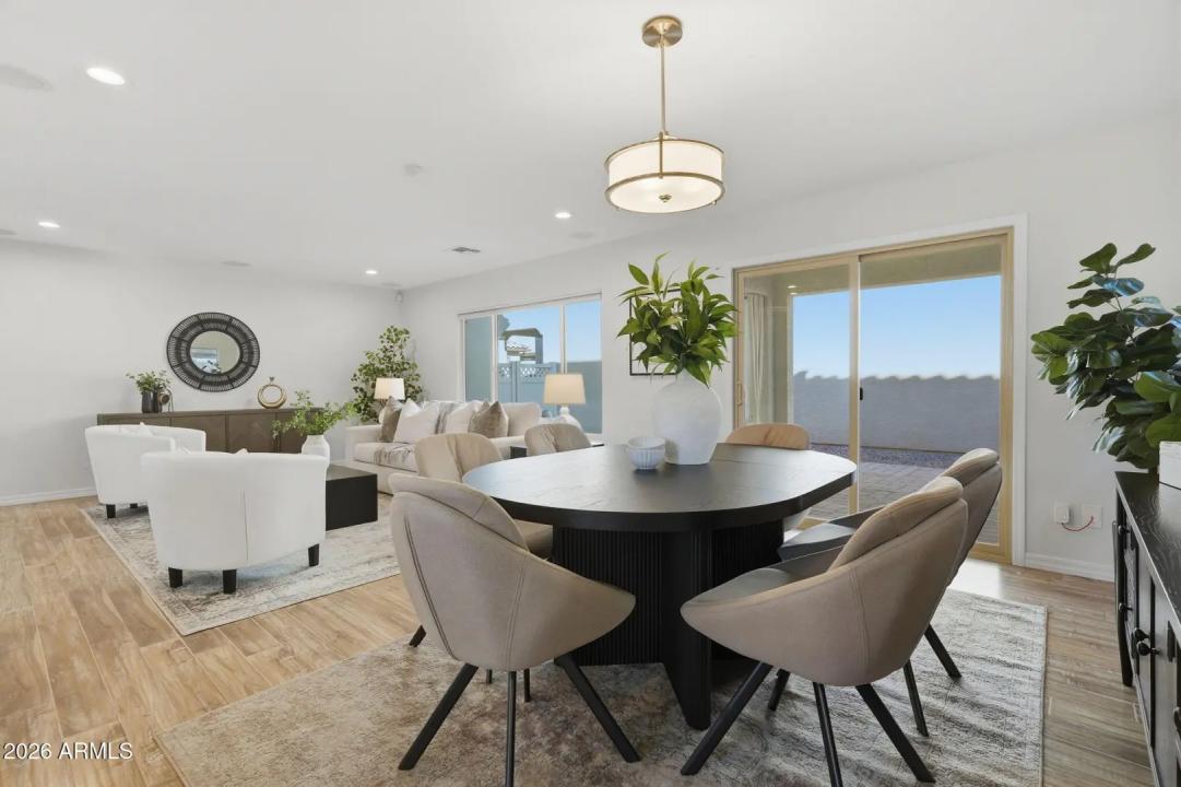 Real Estate Picture 20