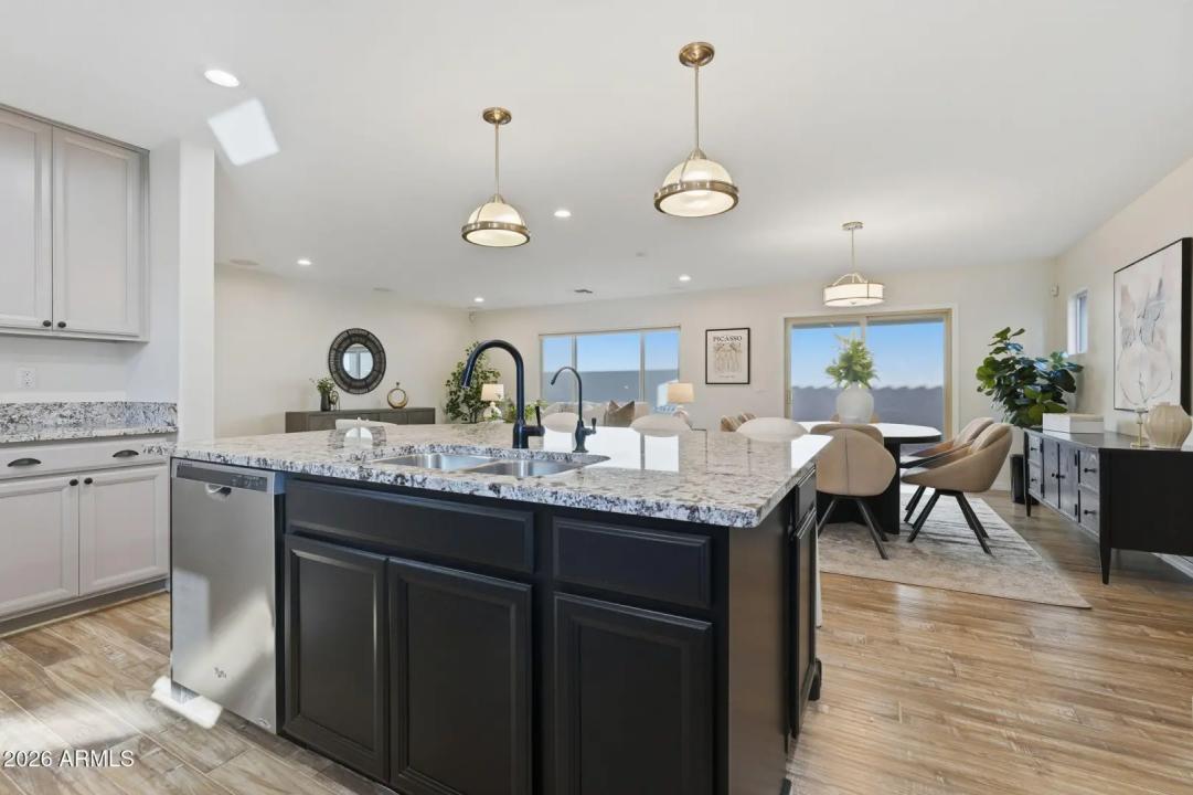 Real Estate Picture 27