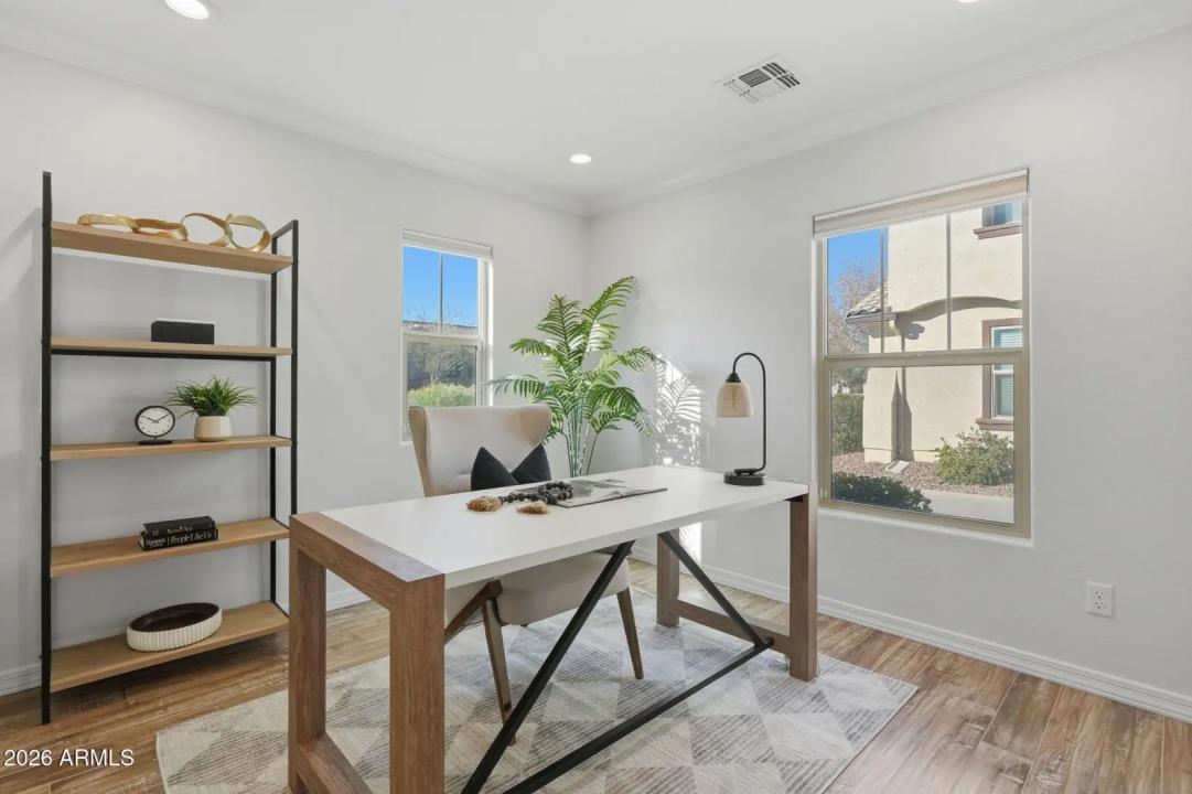 Real Estate Picture 28