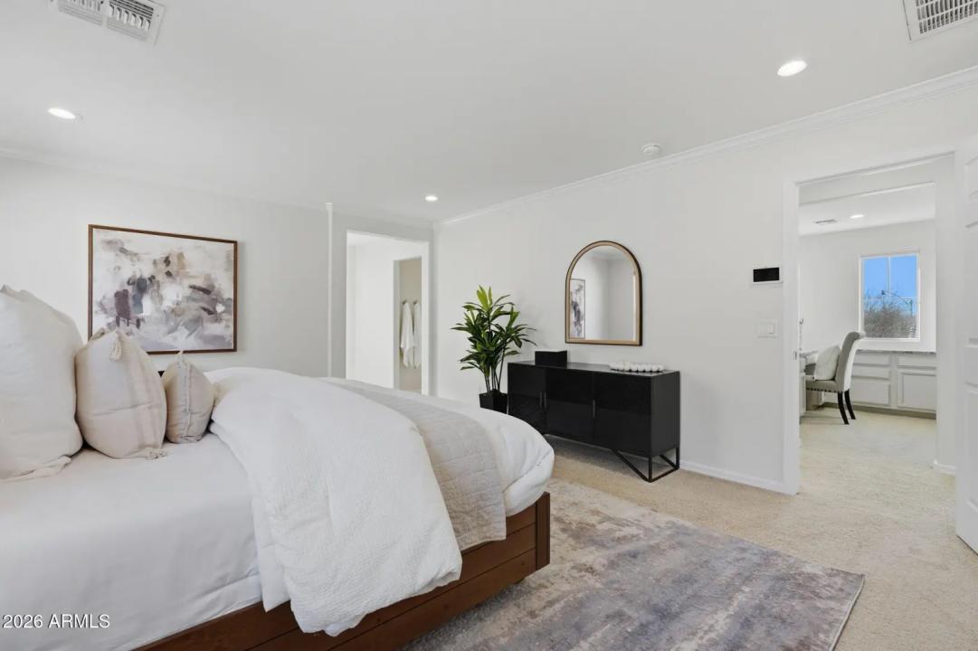 Real Estate Picture 37