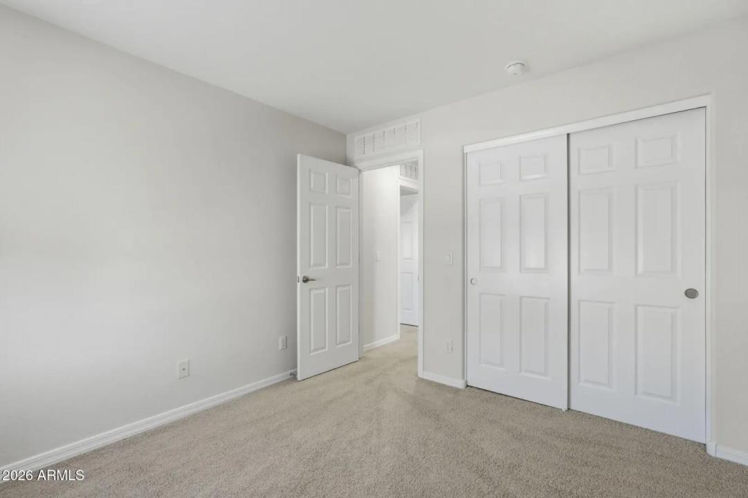 Real Estate Picture 50