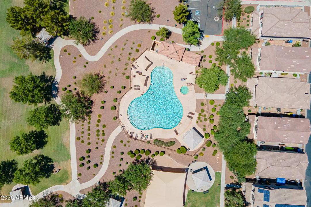 Real Estate Picture 60