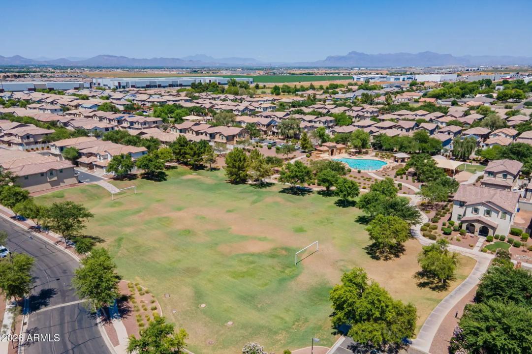 Real Estate Picture 61