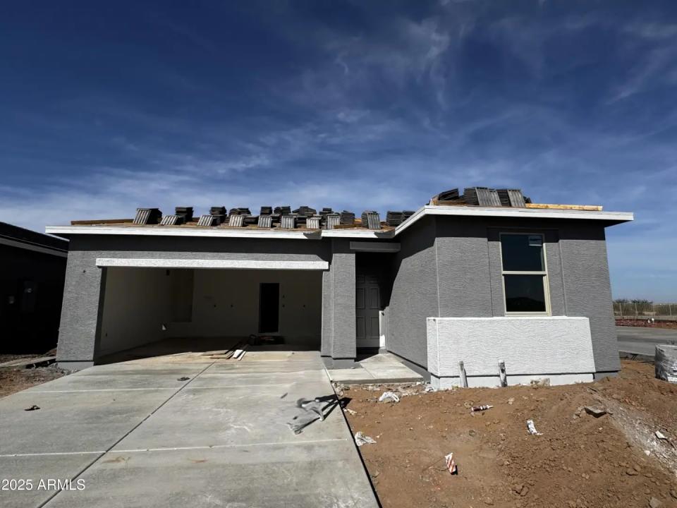 Real Estate Picture 2