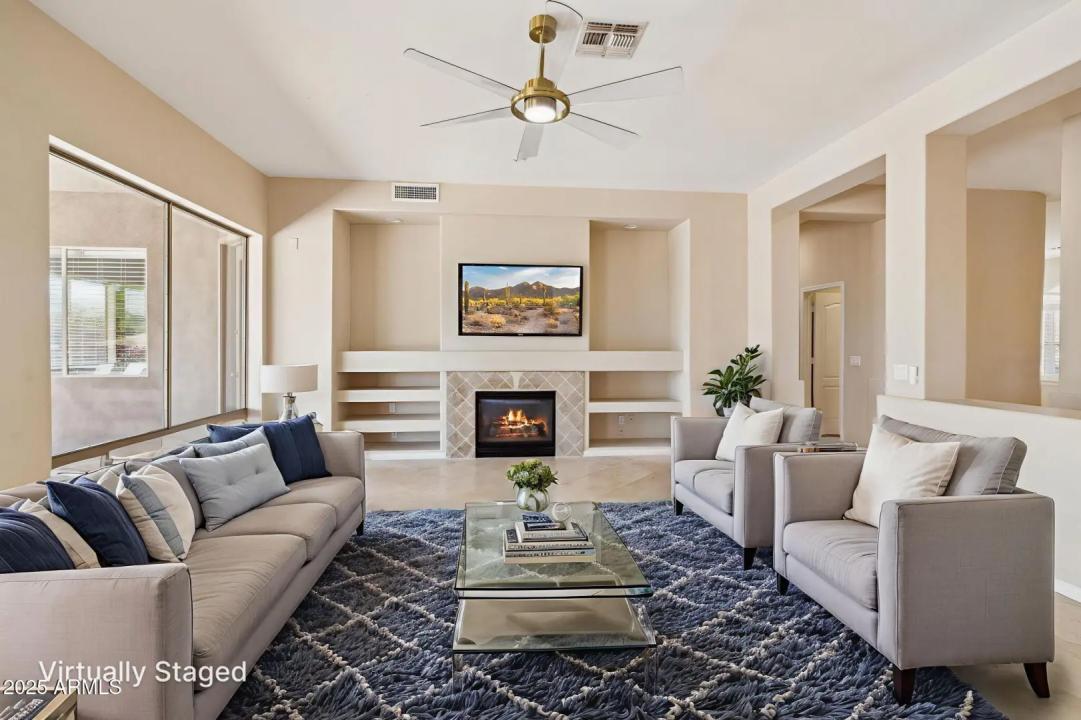 Real Estate Picture 10