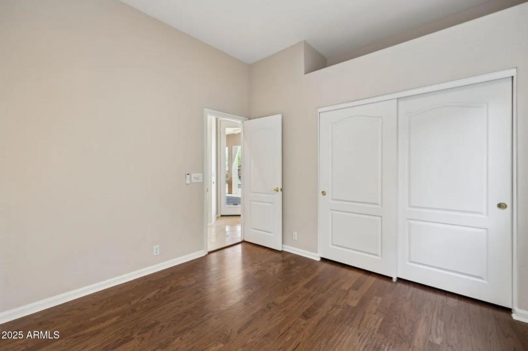 Real Estate Picture 23