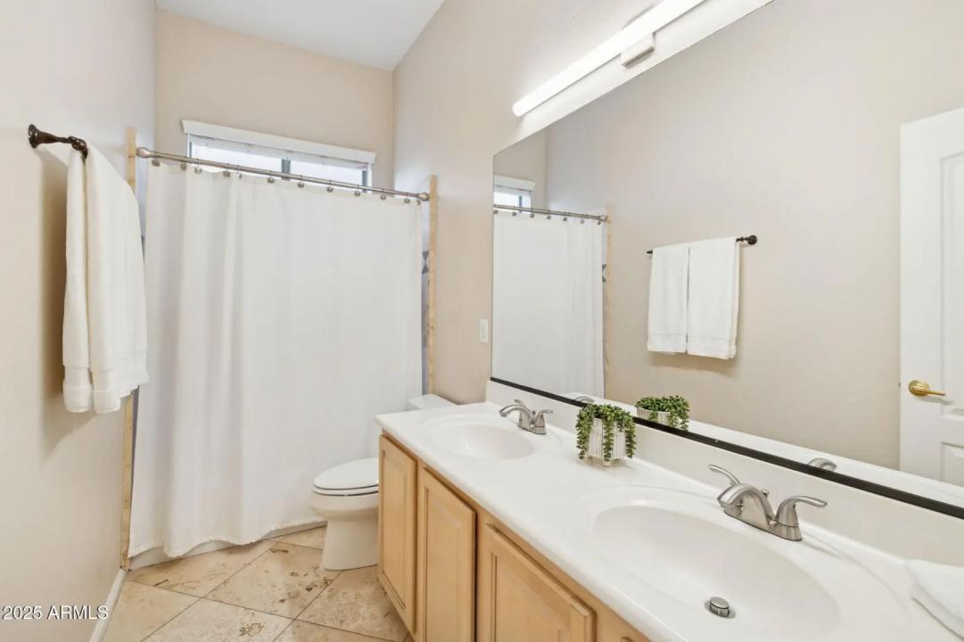 Real Estate Picture 27