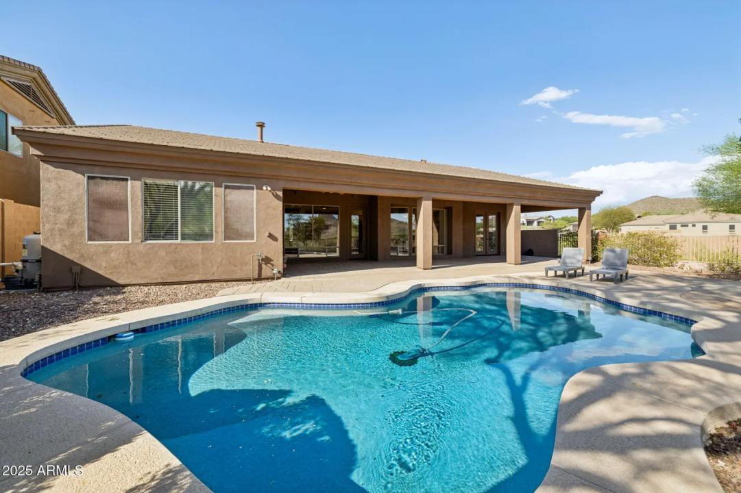 Real Estate Picture 34