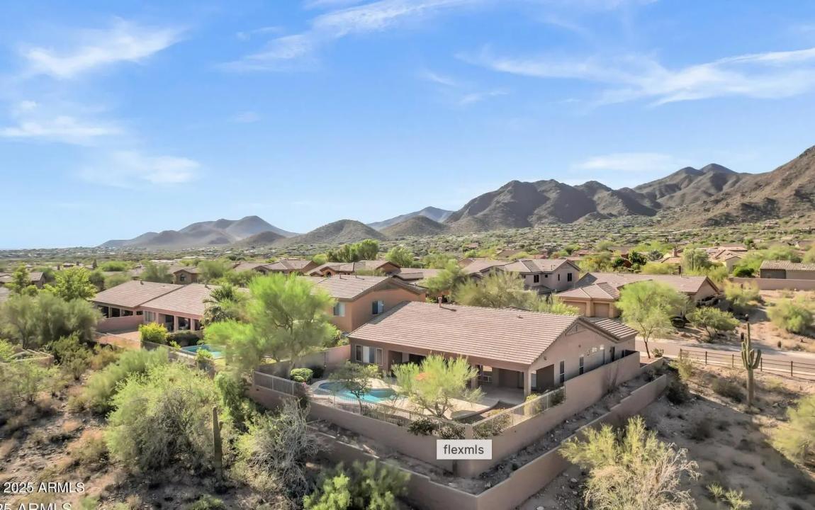 Real Estate Picture 36