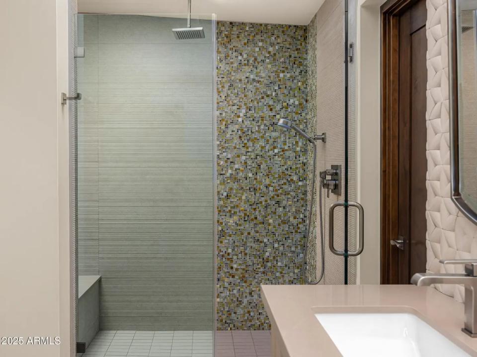 Real Estate Picture 21