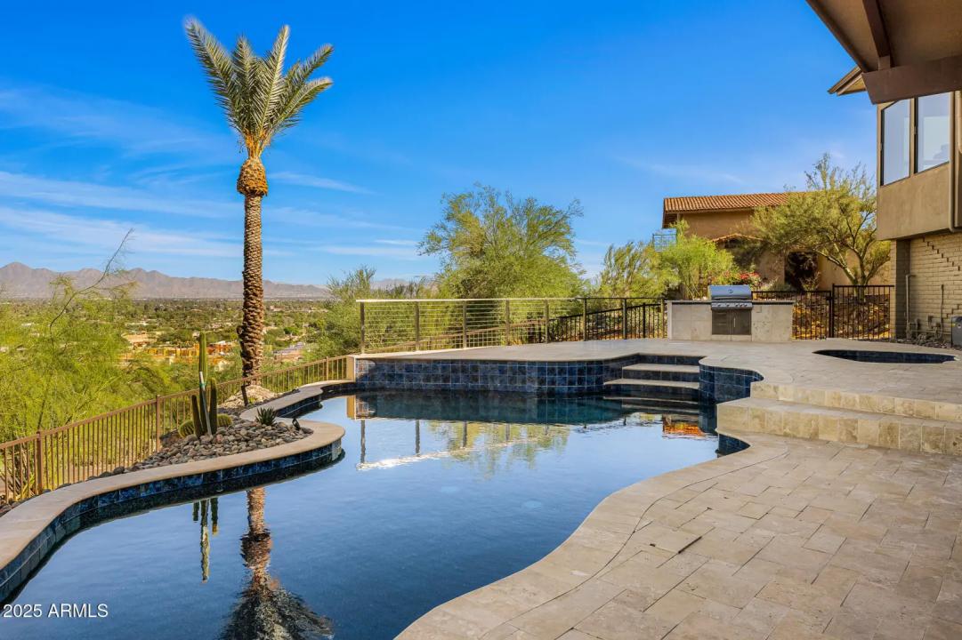 Real Estate Picture 27