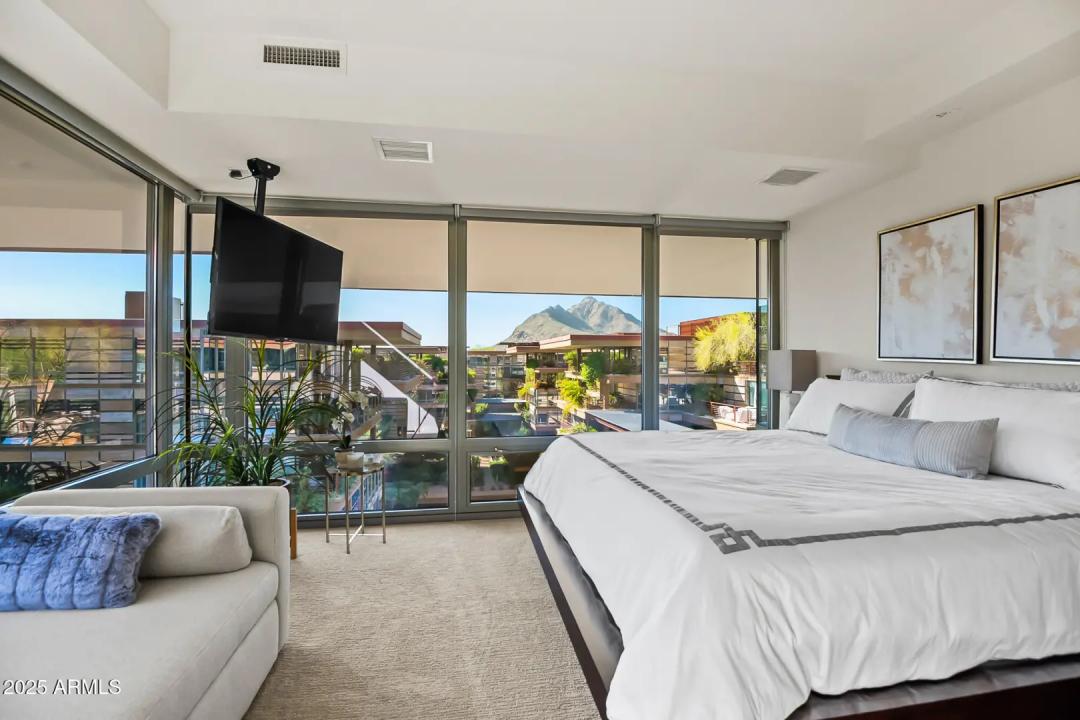 Real Estate Picture 29