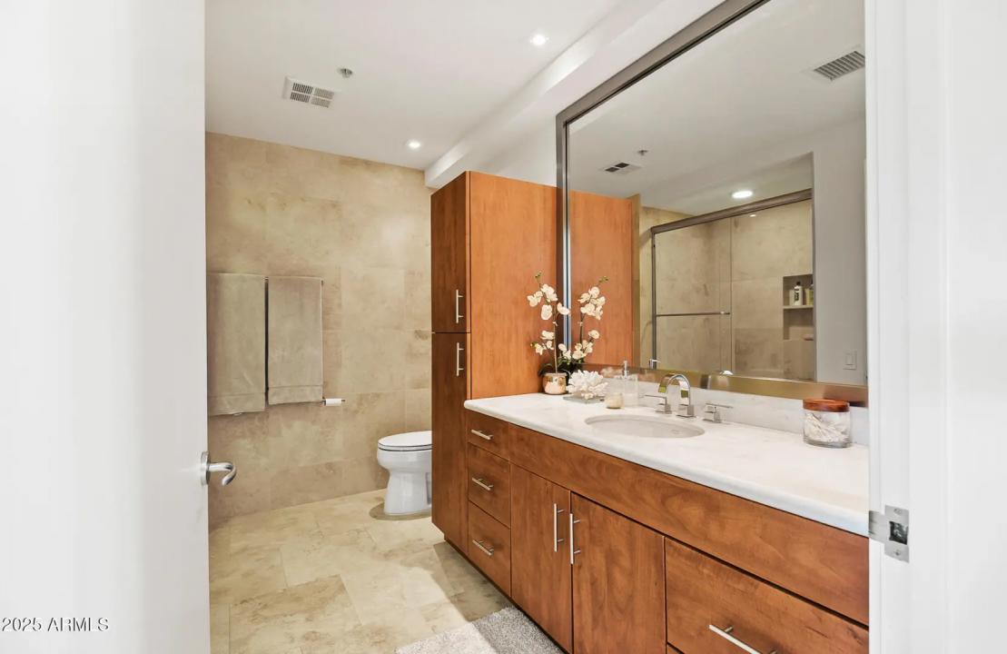 Real Estate Picture 38