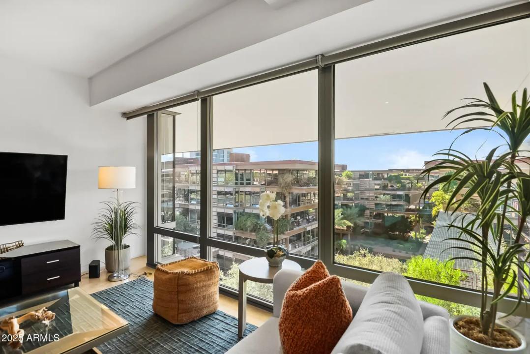 Real Estate Picture 21