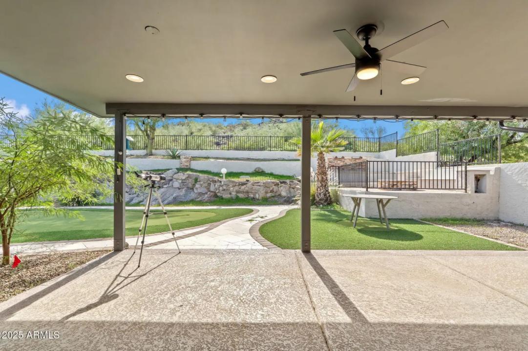 Real Estate Picture 19