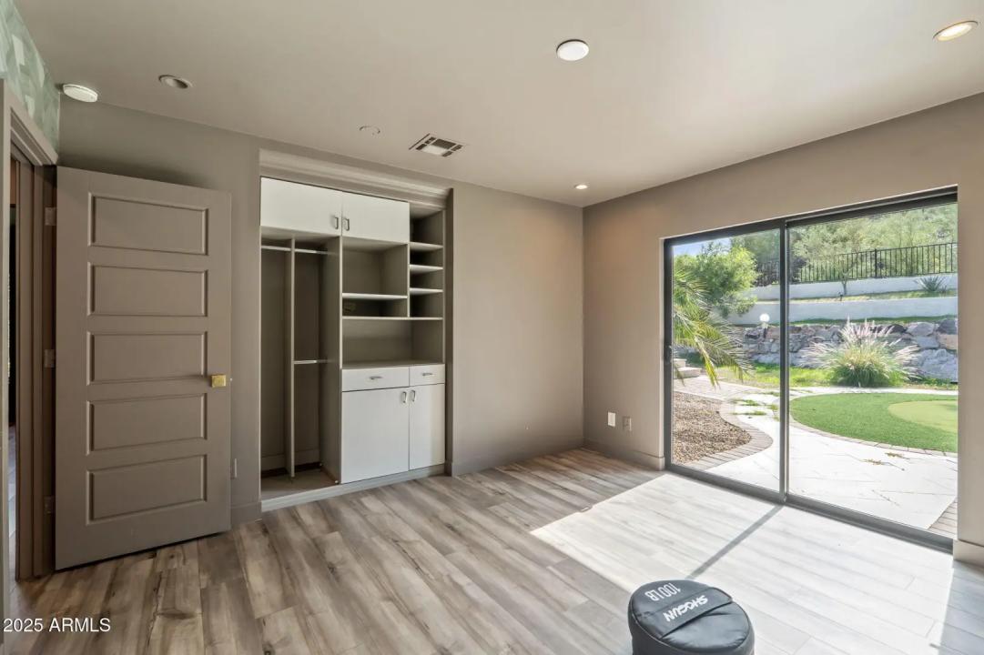 Real Estate Picture 28