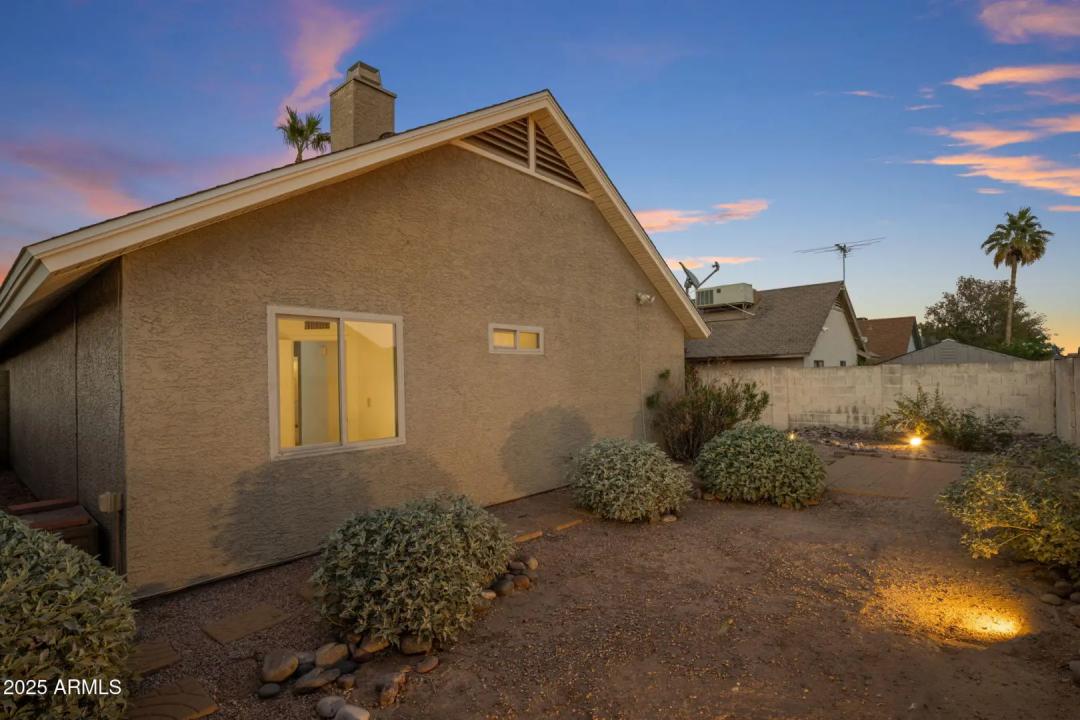 Real Estate Picture 19