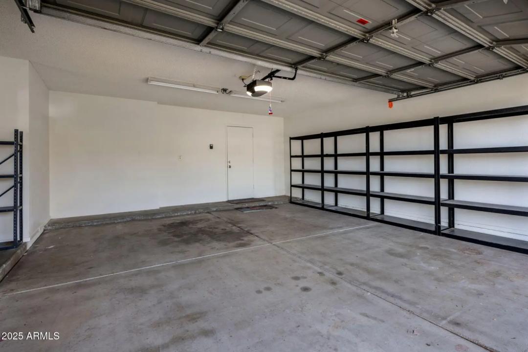 Real Estate Picture 16