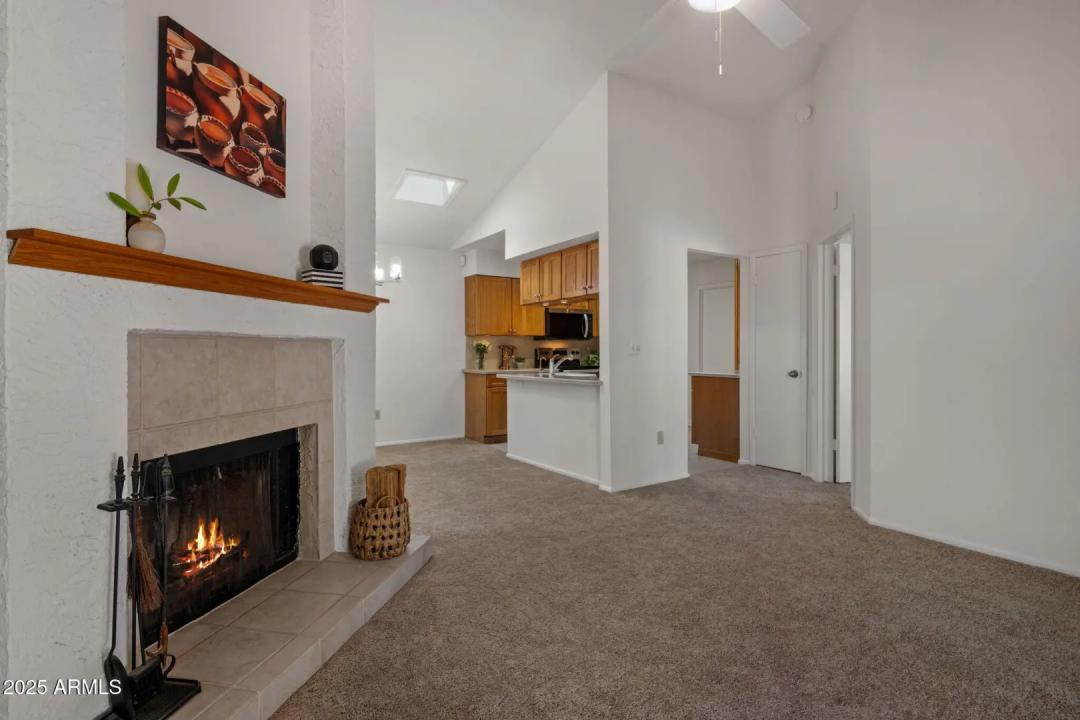 Real Estate Picture 5