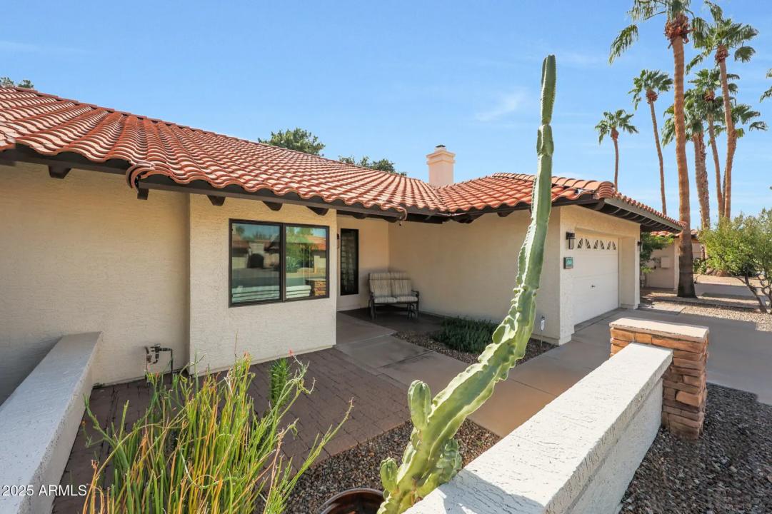 Real Estate Picture 6