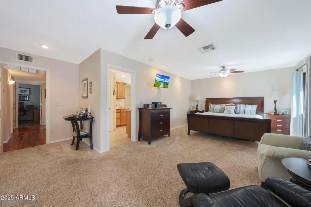 Real Estate Picture 26