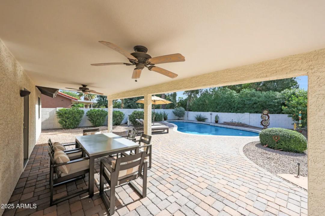 Real Estate Picture 36