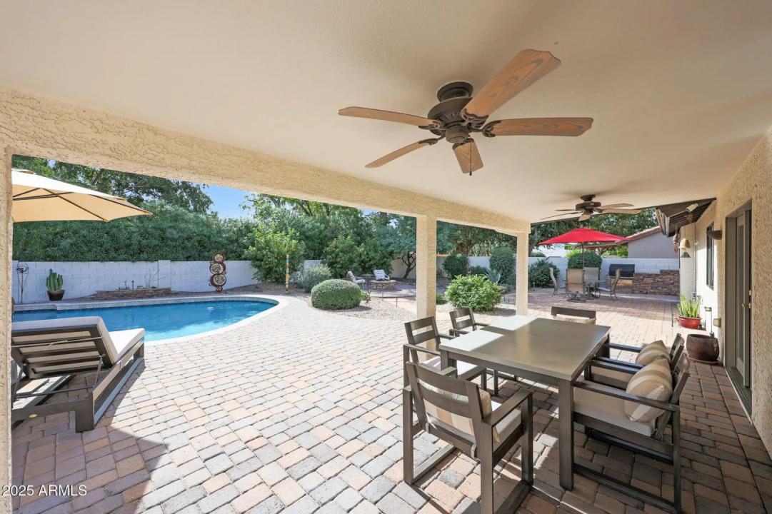 Real Estate Picture 37