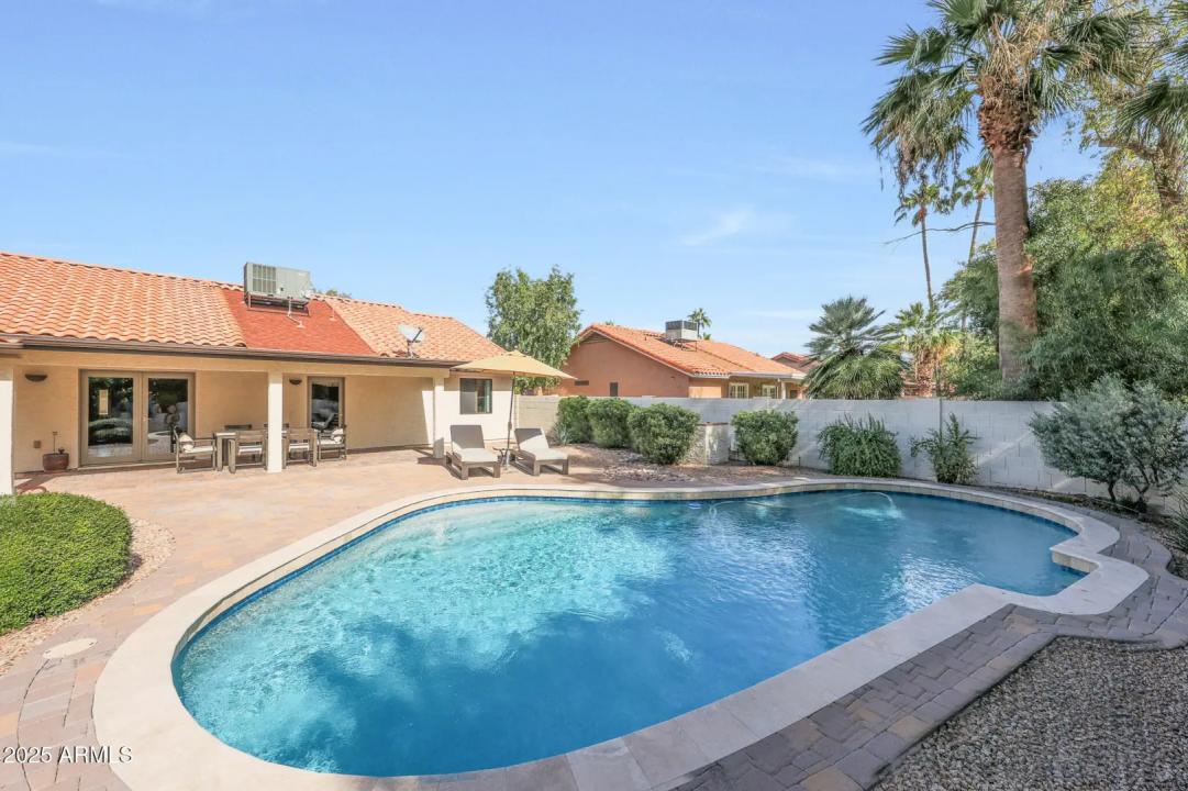 Real Estate Picture 40