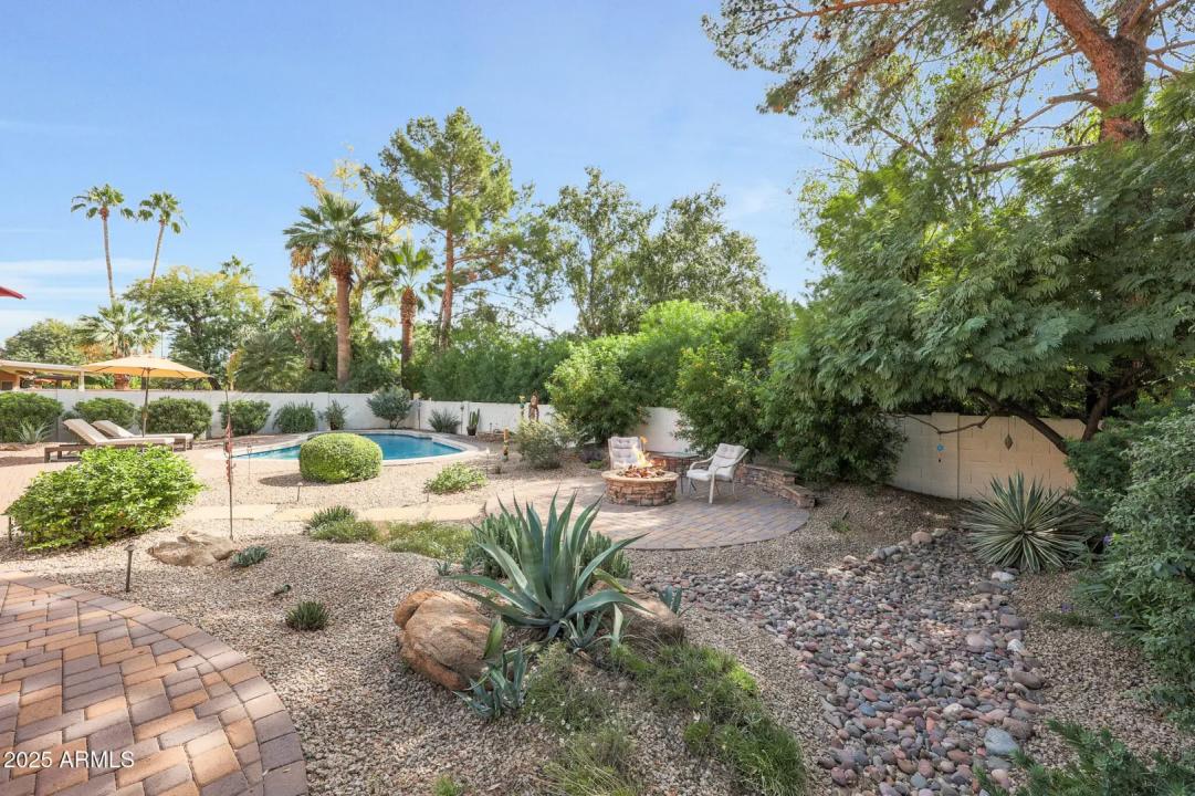 Real Estate Picture 45