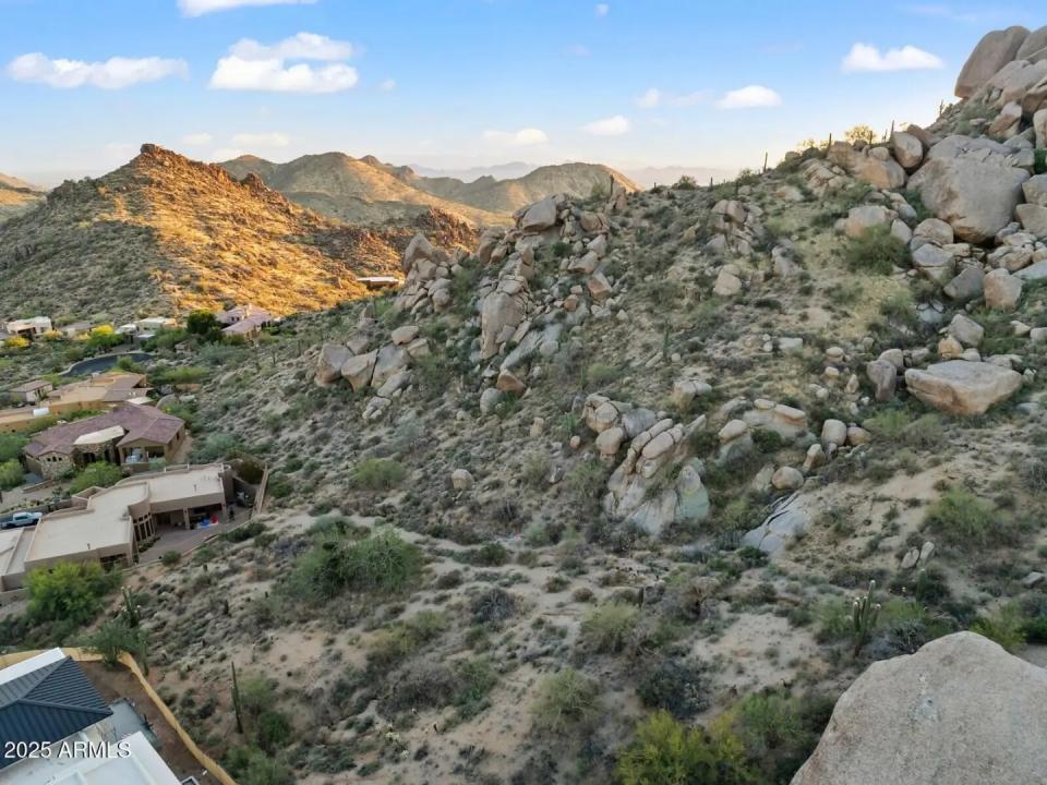 Real Estate Picture 13