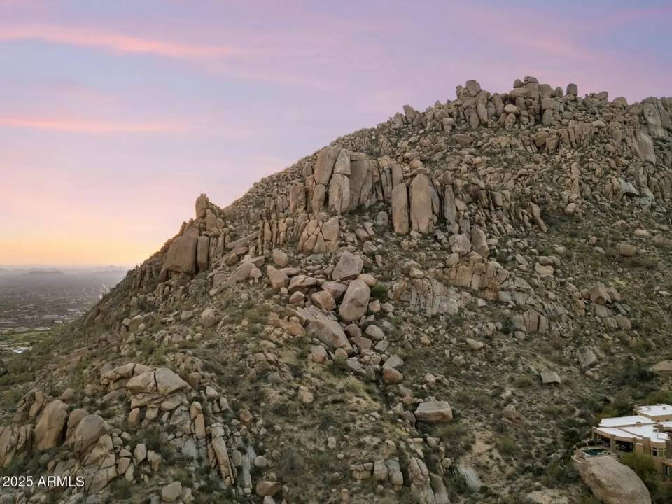 Real Estate Picture 30