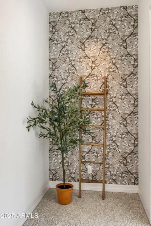 Real Estate Picture 20