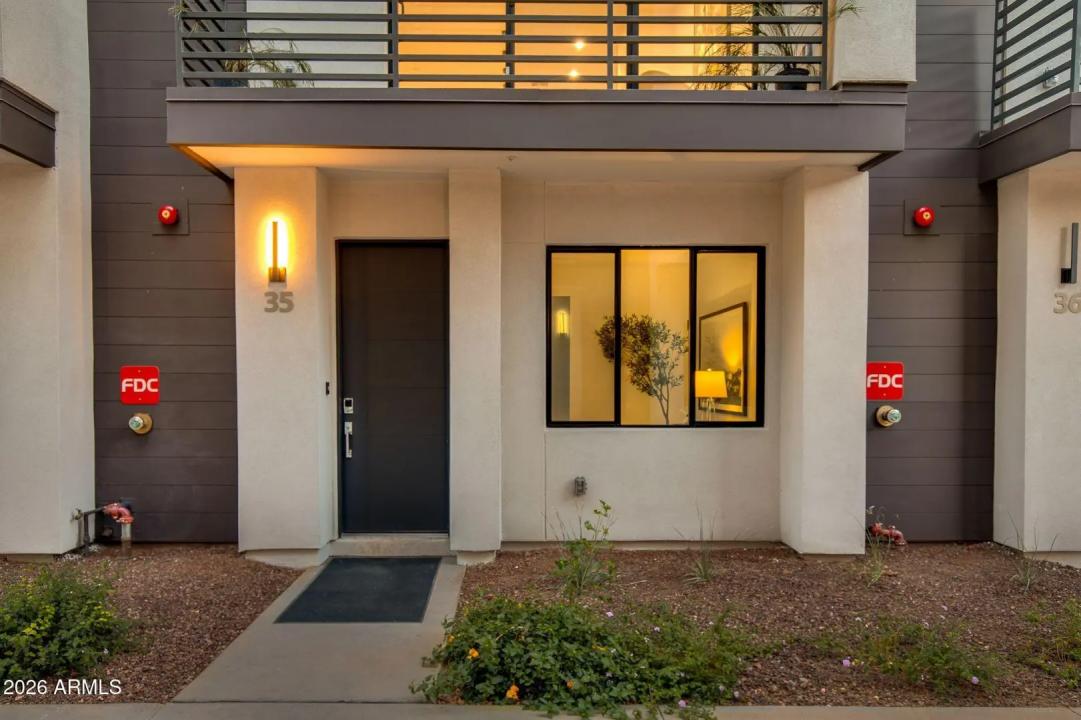 Real Estate Picture 9