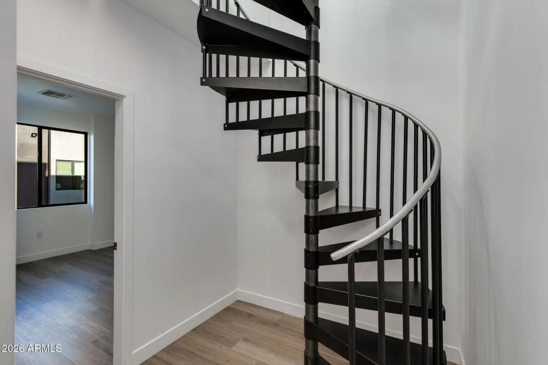 Real Estate Picture 46