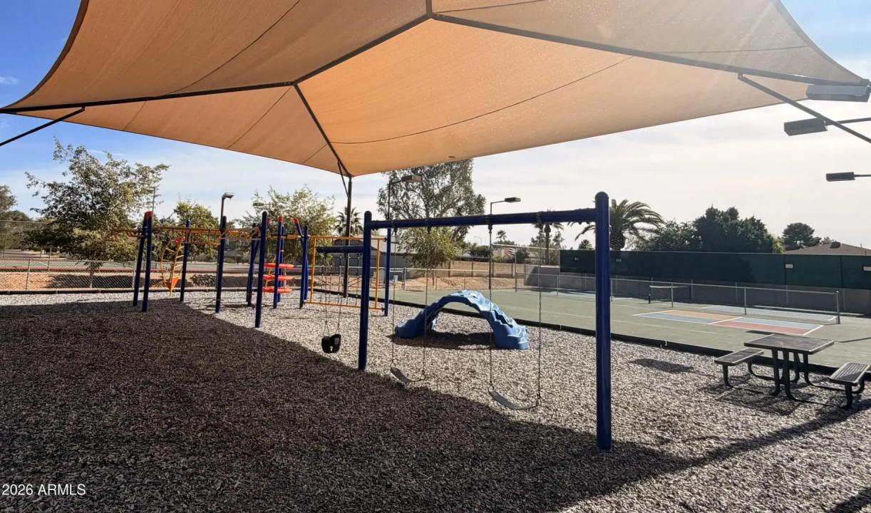 Real Estate Picture 21