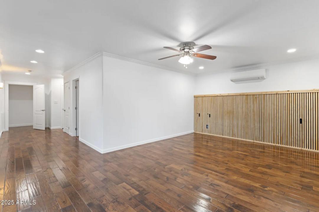 Real Estate Picture 21