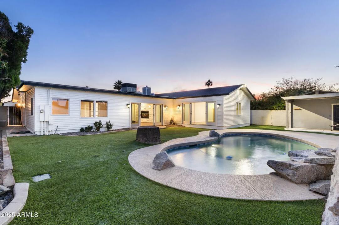 Real Estate Picture 26