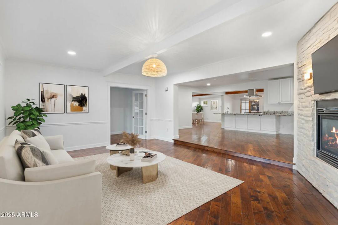 Real Estate Picture 27