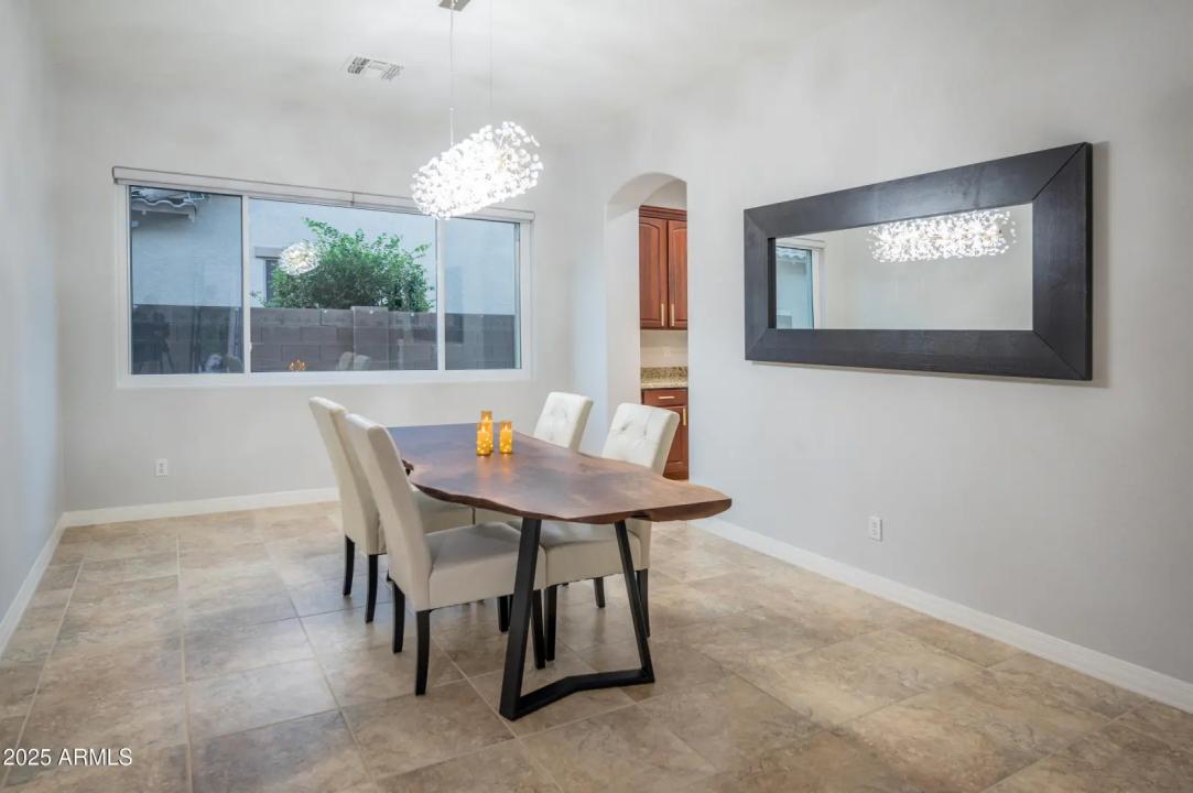 Real Estate Picture 29