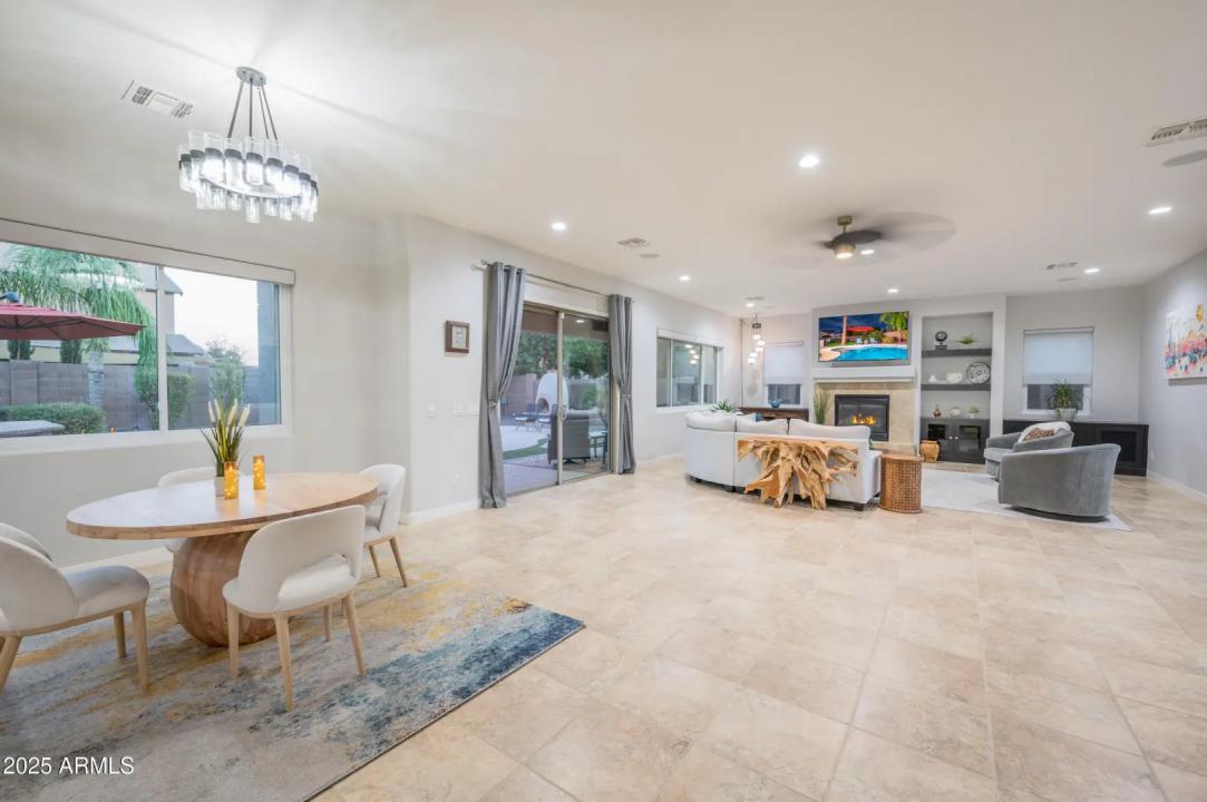 Real Estate Picture 23