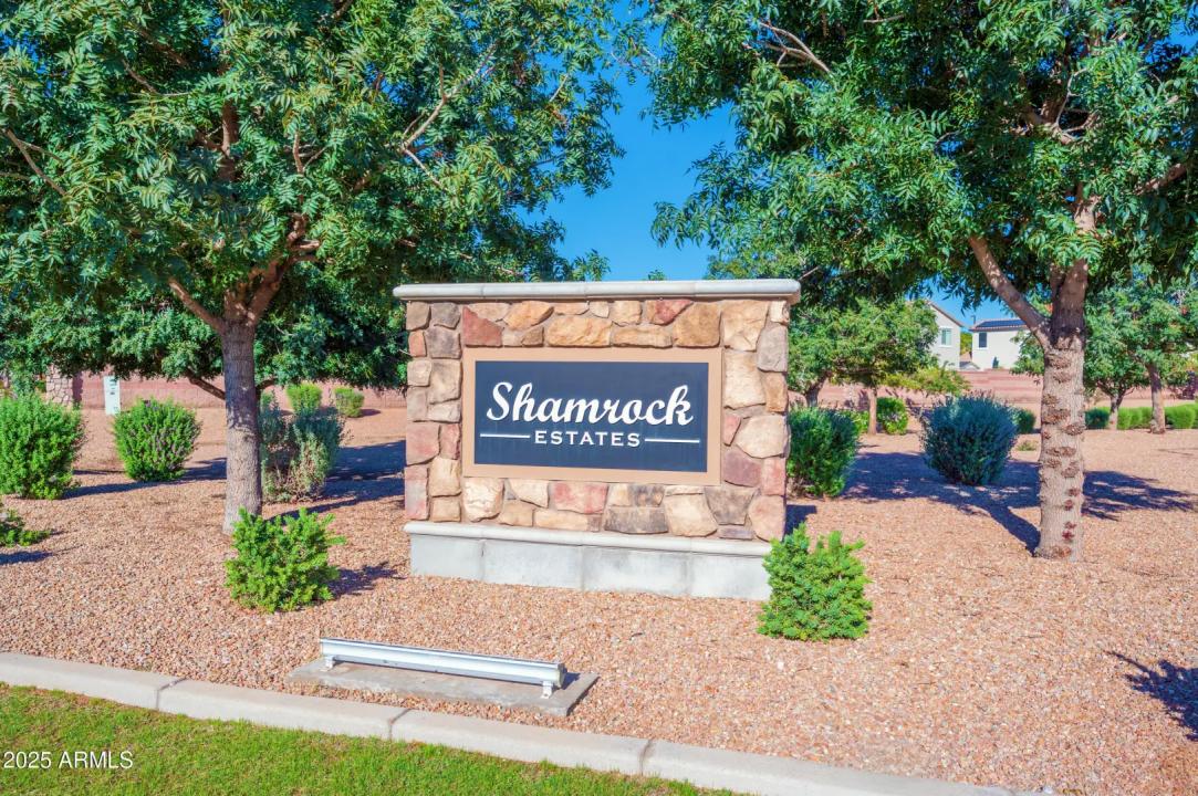 Real Estate Picture 60