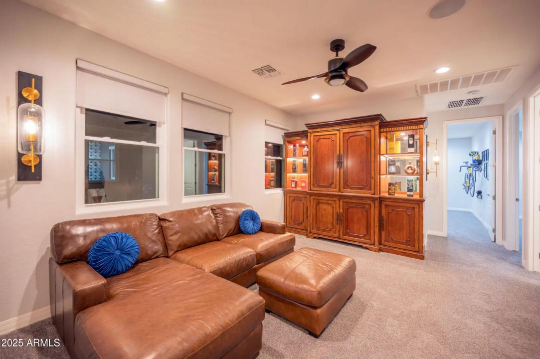 Real Estate Picture 34