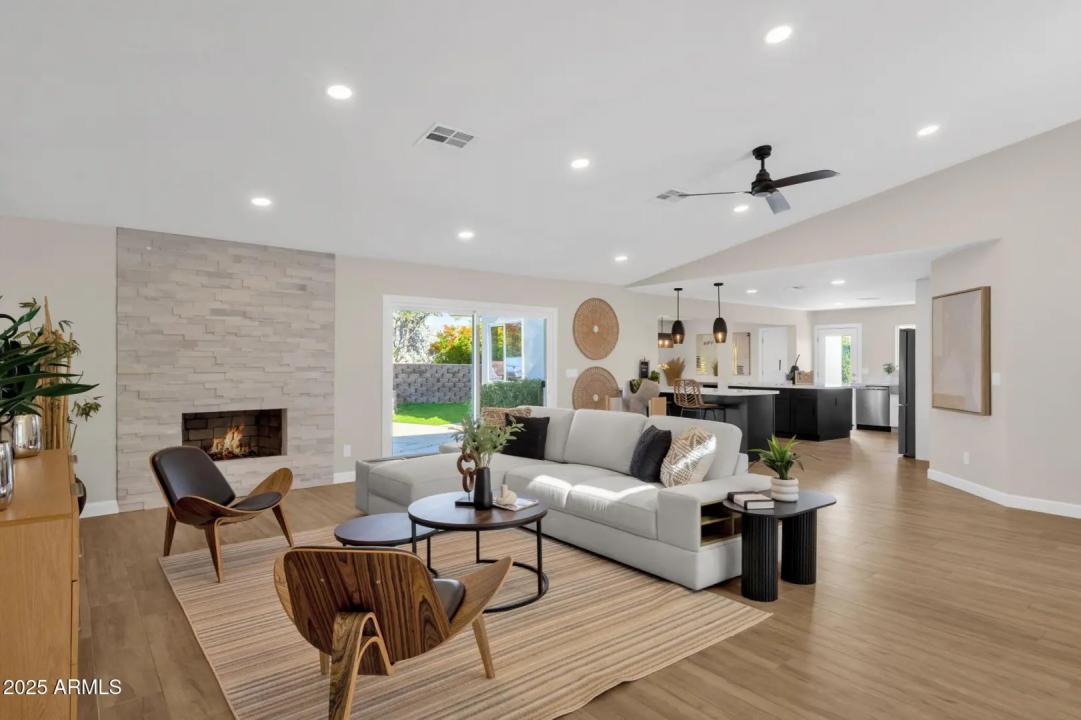 Real Estate Picture 20