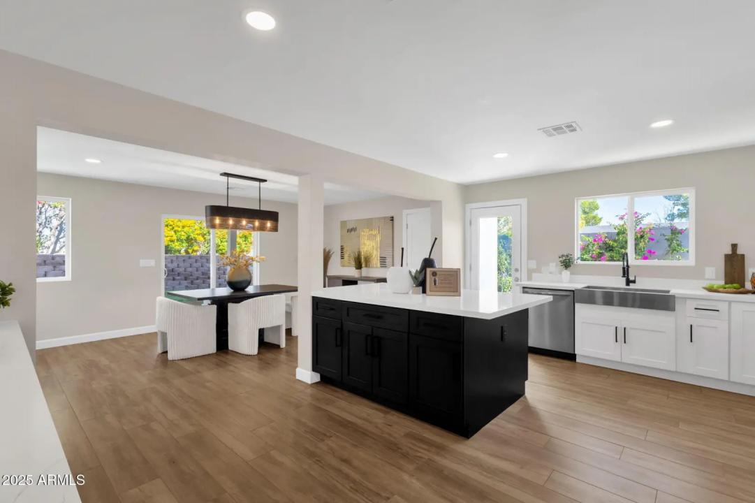 Real Estate Picture 26