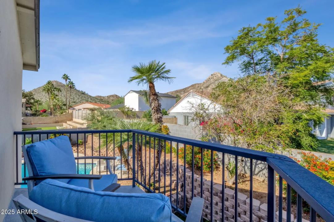 Real Estate Picture 40