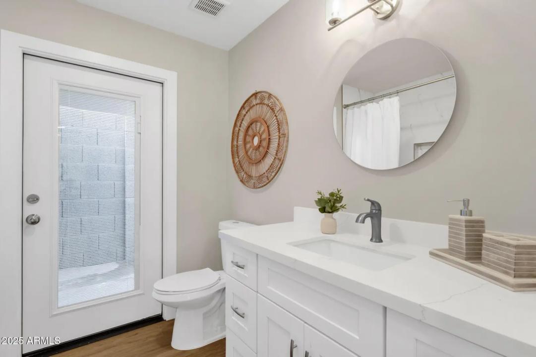 Real Estate Picture 43