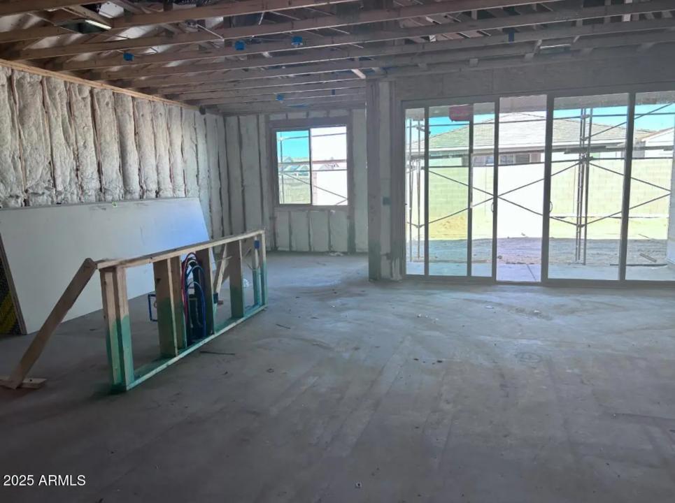 Real Estate Picture 6