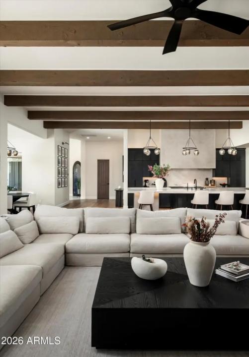 Real Estate Picture 16